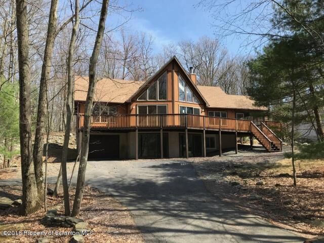 Property Photo:  113 St Moritz Drive  PA 18464 