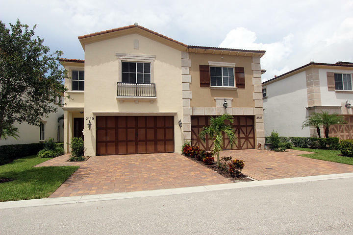 Property Photo:  2119 Foxtail View Court  FL 33411 