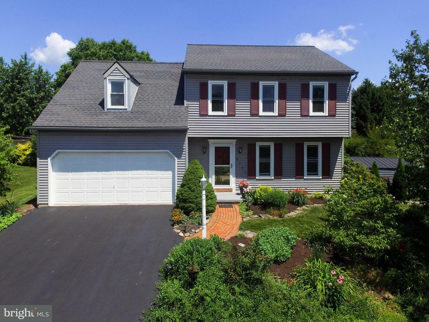 Property Photo: 2741 Carlton Place PA 17408