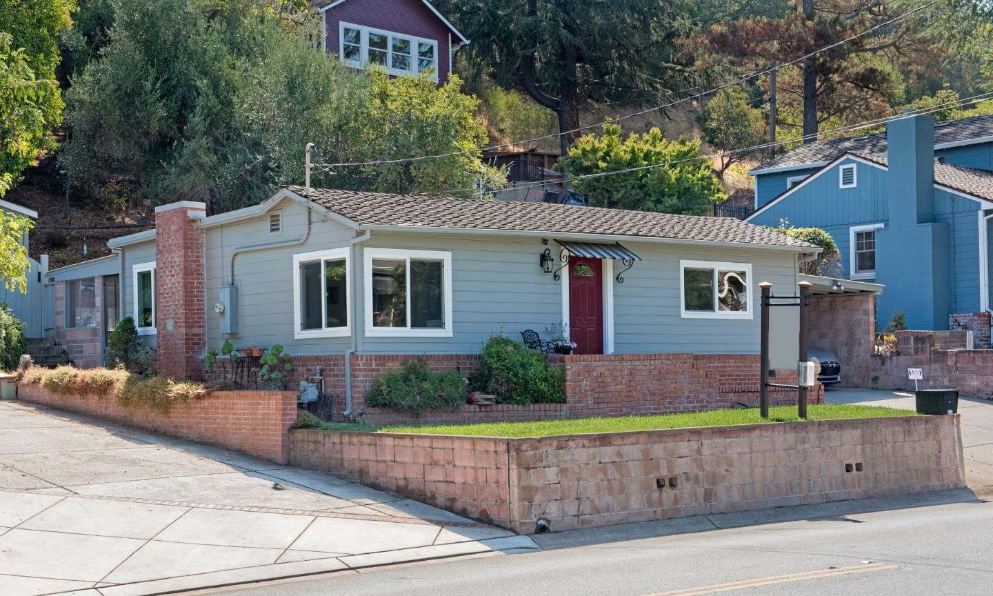 Property Photo: 121 College Avenue CA 95030