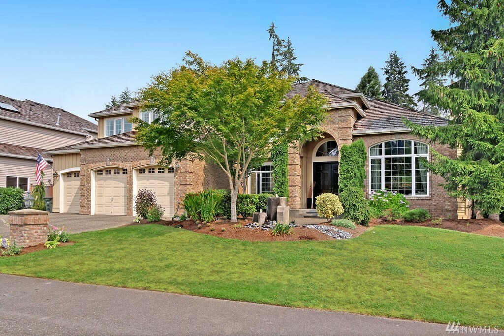 Property Photo: 24115 E Greystone Lane WA 98020