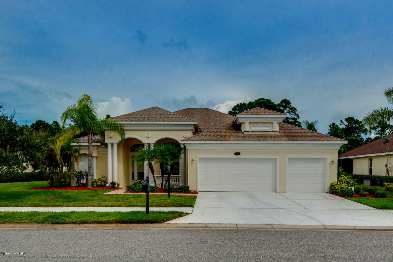 Property Photo:  1359 Tipperary Drive  FL 32940 