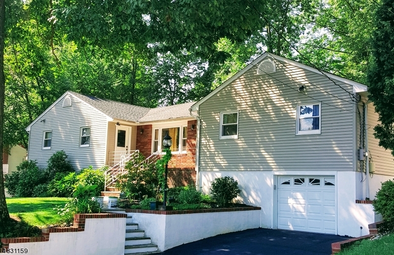 Property Photo:  20 White Meadow Rd  NJ 07866 