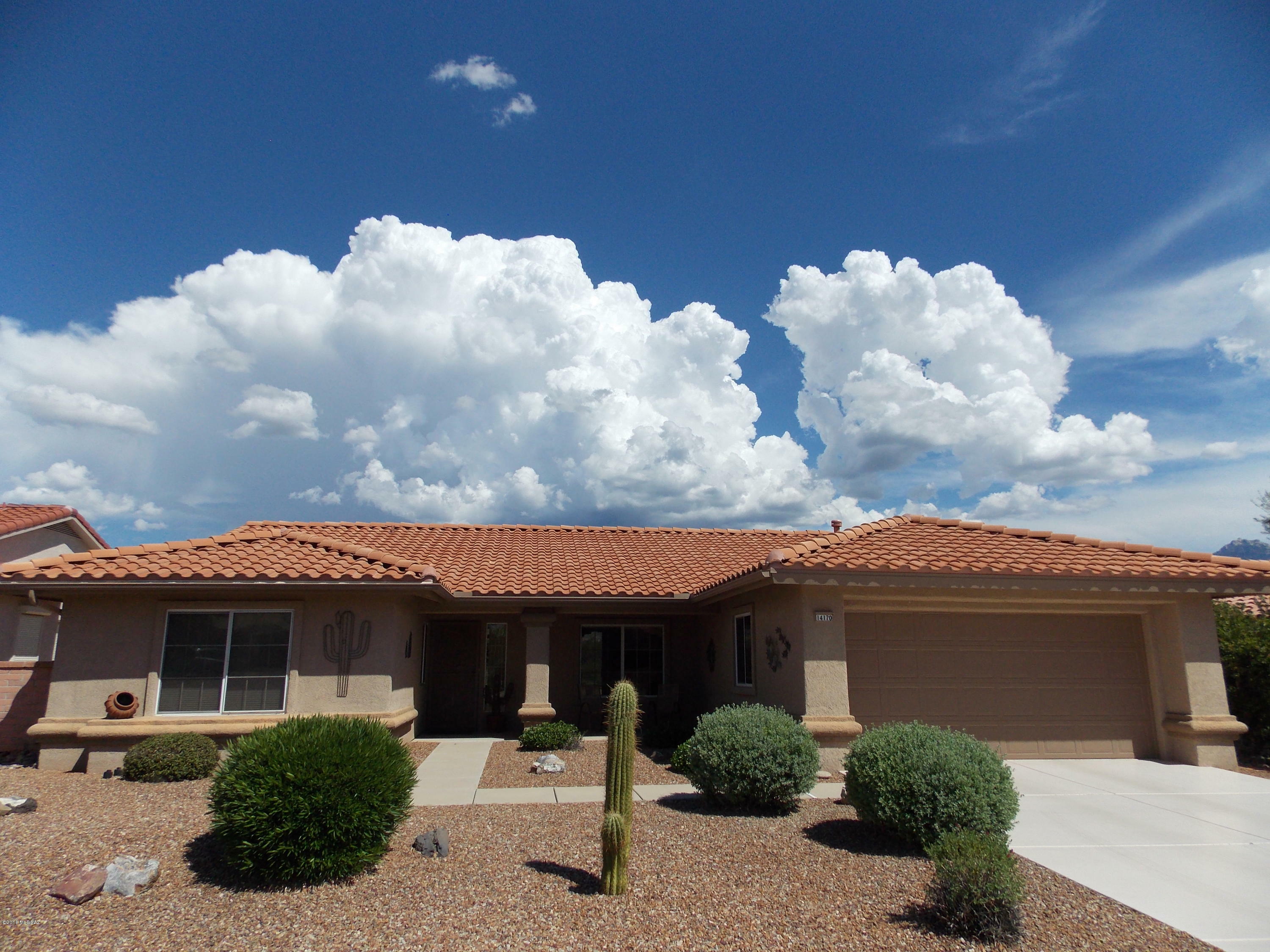 Property Photo: 14170 N Lobelia Way AZ 85755
