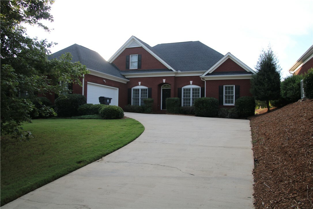 Property Photo:  104 Grove Park Drive Drive  SC 29621 