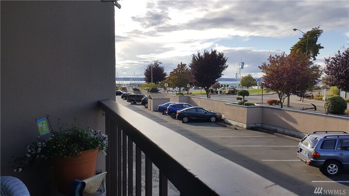 601 S 227th St 211N  Des Moines WA 98198 photo