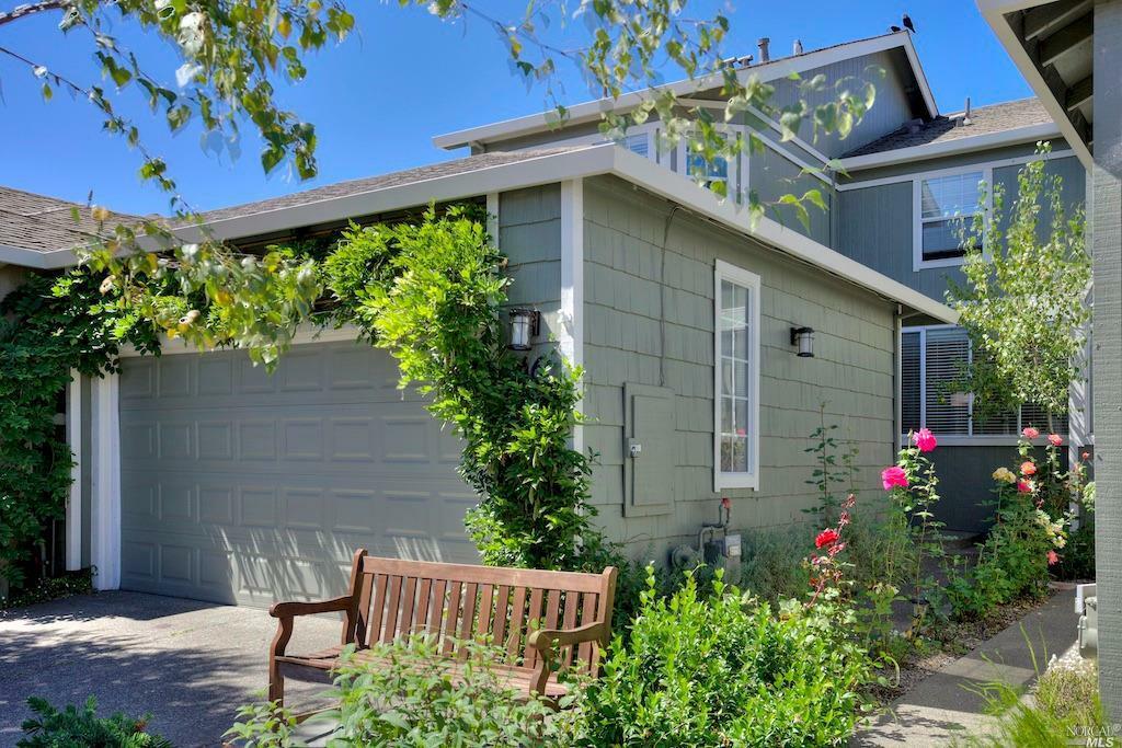 Property Photo:  46 Bedford Cove  CA 94901 