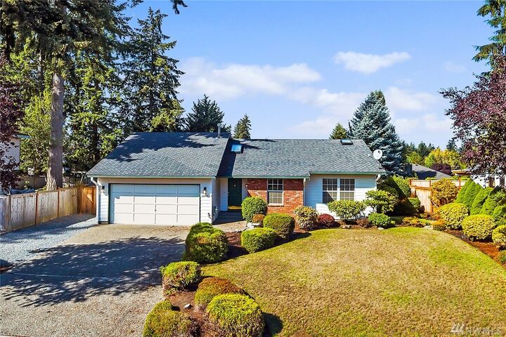 12504 45th Ave SE  Everett WA 98208 photo