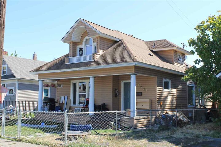 2325 W Sharp Ave  Spokane WA 99201 photo