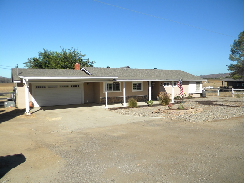 Property Photo:  182 Sawday Road  CA 92065 