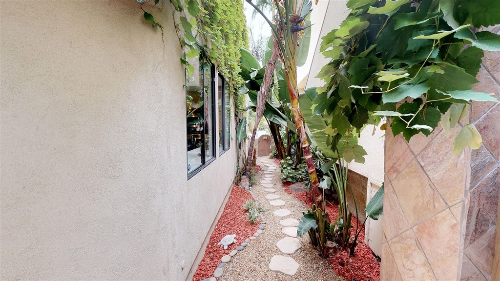 Property Photo: 4633 Park Drive CA 92008