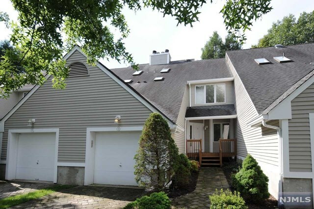 Property Photo:  10 Sutton Way 10  NJ 07676 