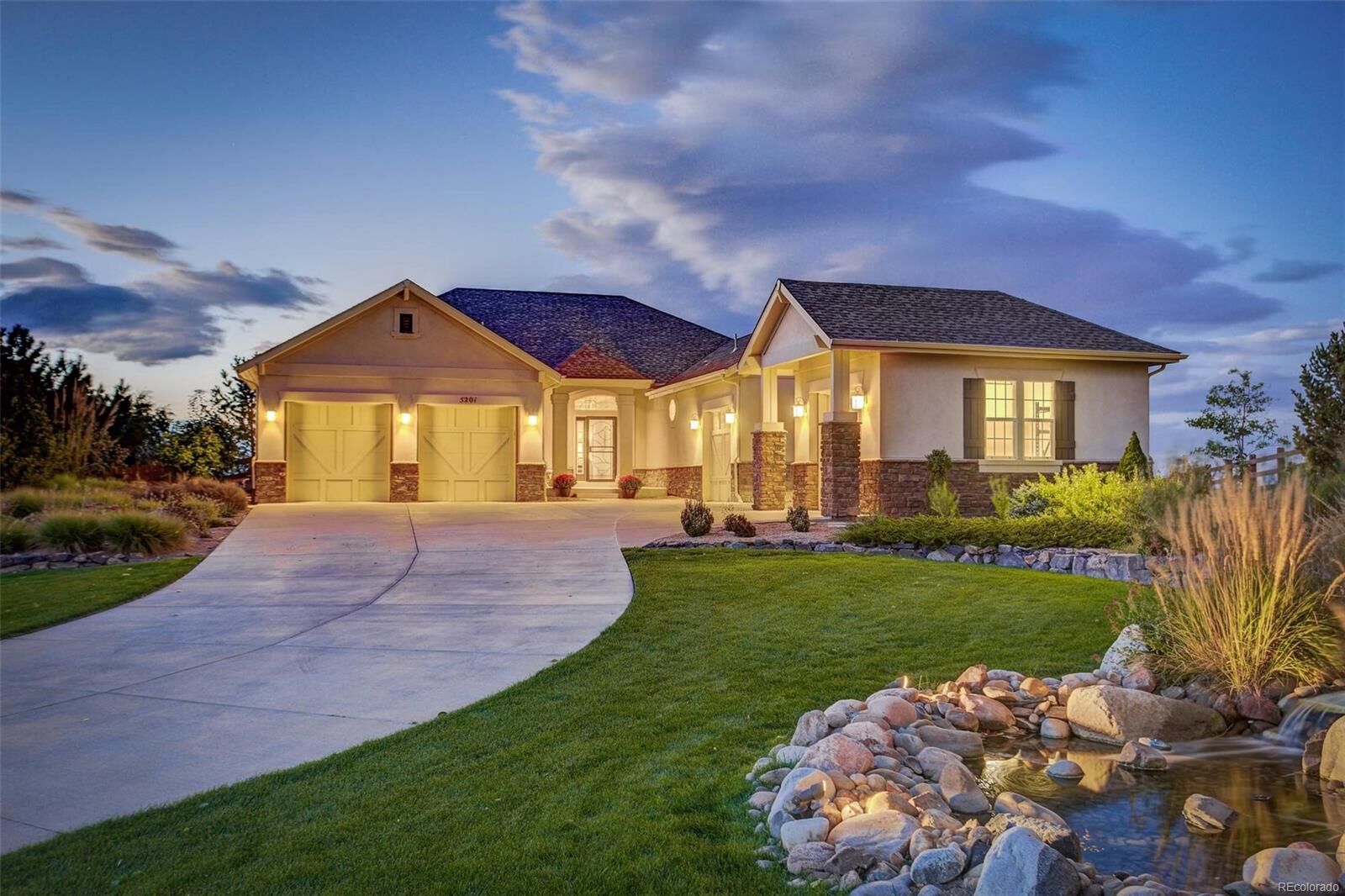 Property Photo:  5201 Lantana Lane  CO 80023 