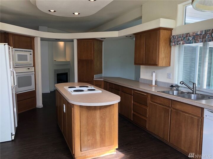 Property Photo:  202 Thyme Ave  WA 98584