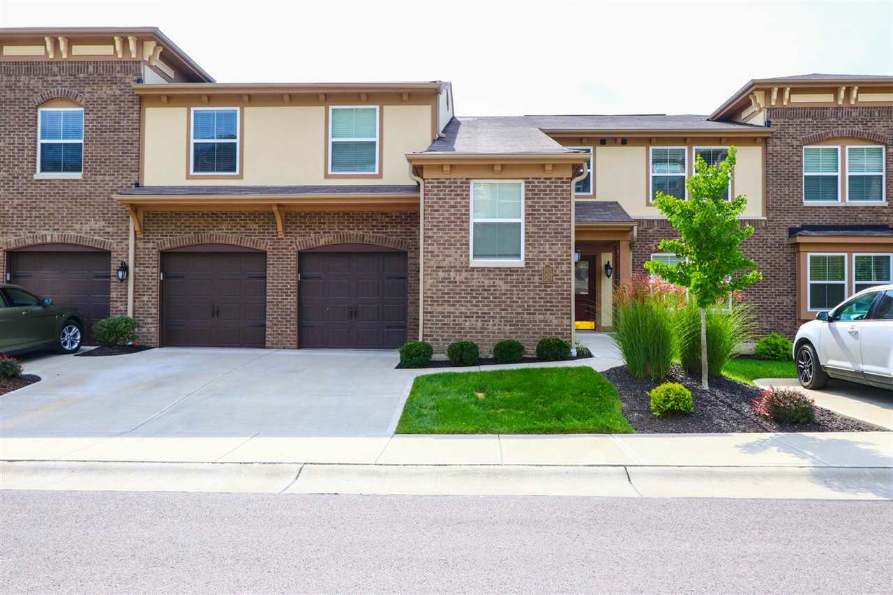Property Photo: 2431 Ambrato Way KY 41017