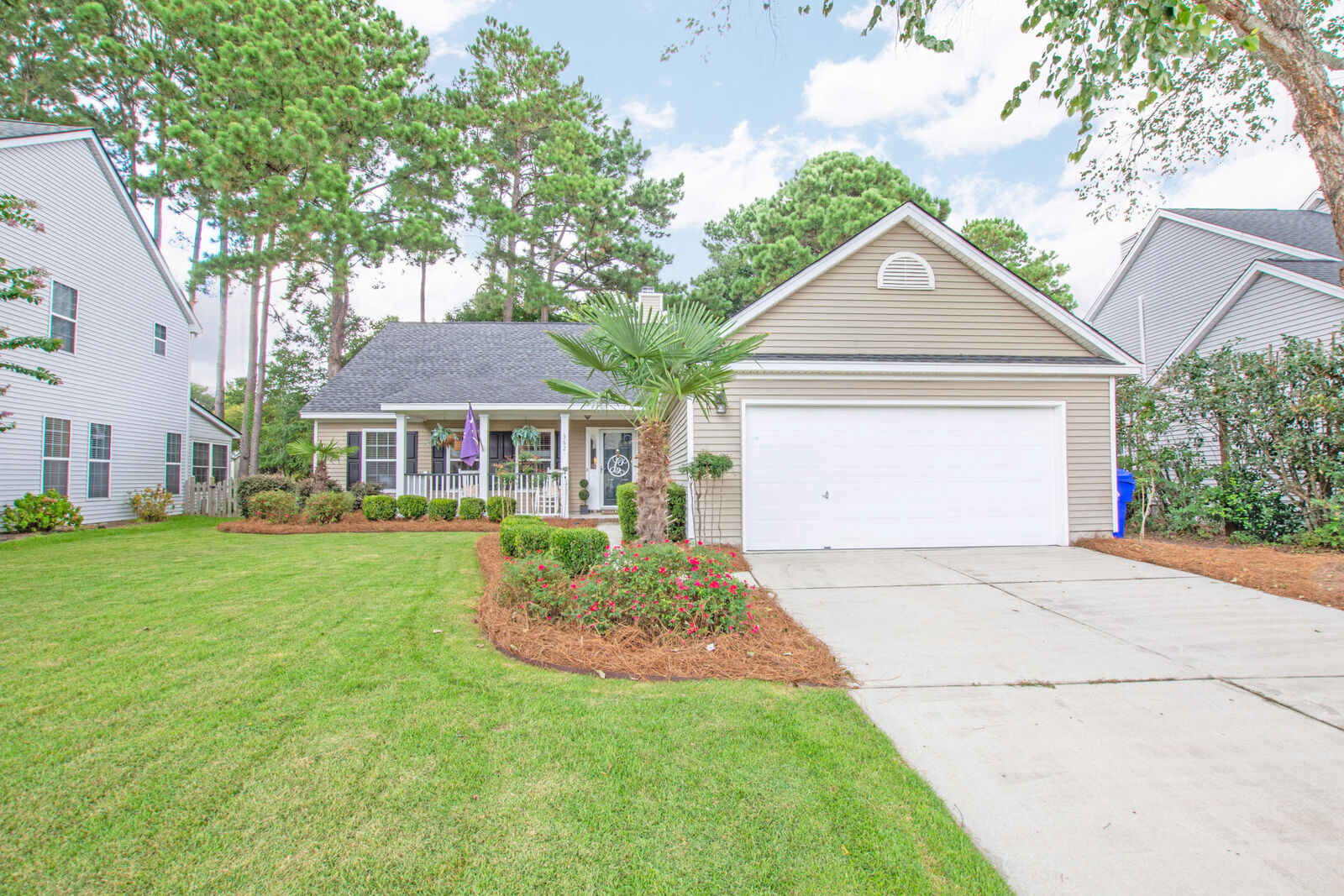 Property Photo: 362 Jardinere Walk SC 29464
