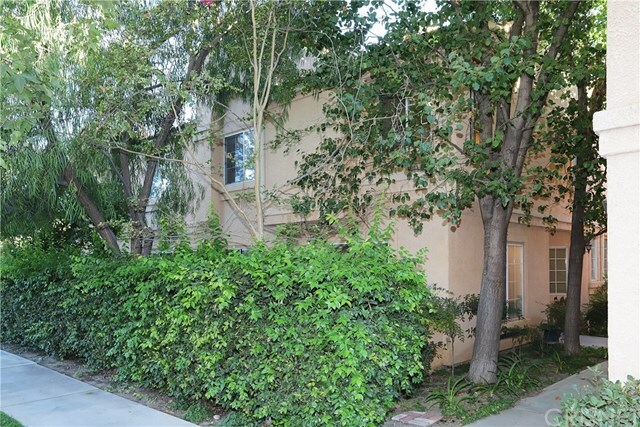 Property Photo:  25224 Steinbeck Avenue D  CA 91381 