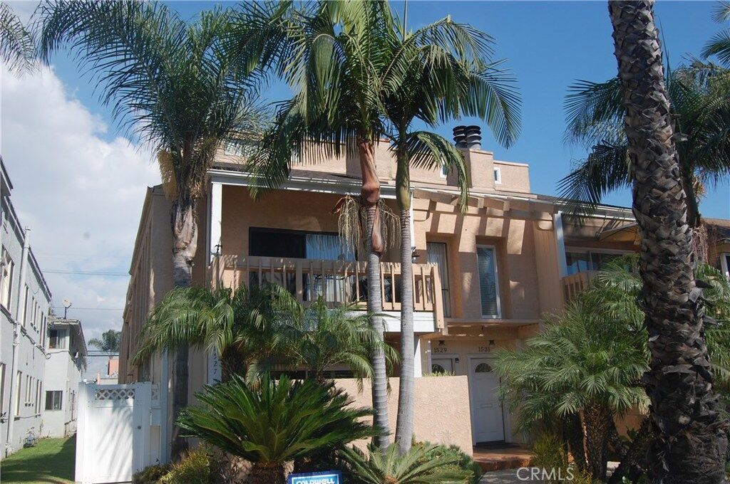 Property Photo:  1527 E Ocean Boulevard 1  CA 90802 