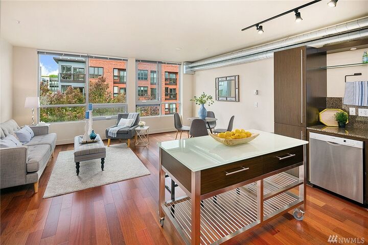 Property Photo:  530 Broadway E 503  WA 98102 