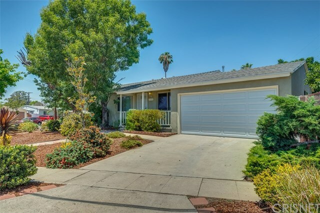 Property Photo:  14215 Community Street  CA 91402 