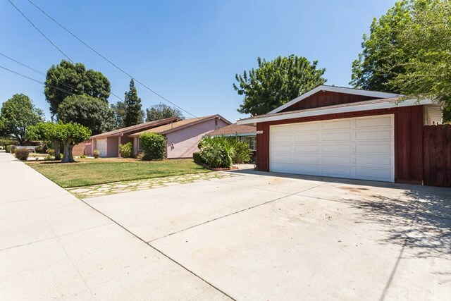 Property Photo:  7532 Garden Grove Avenue  CA 91335 