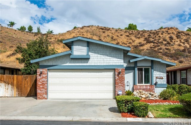 Property Photo:  32018 Quartz Lane  CA 91384 