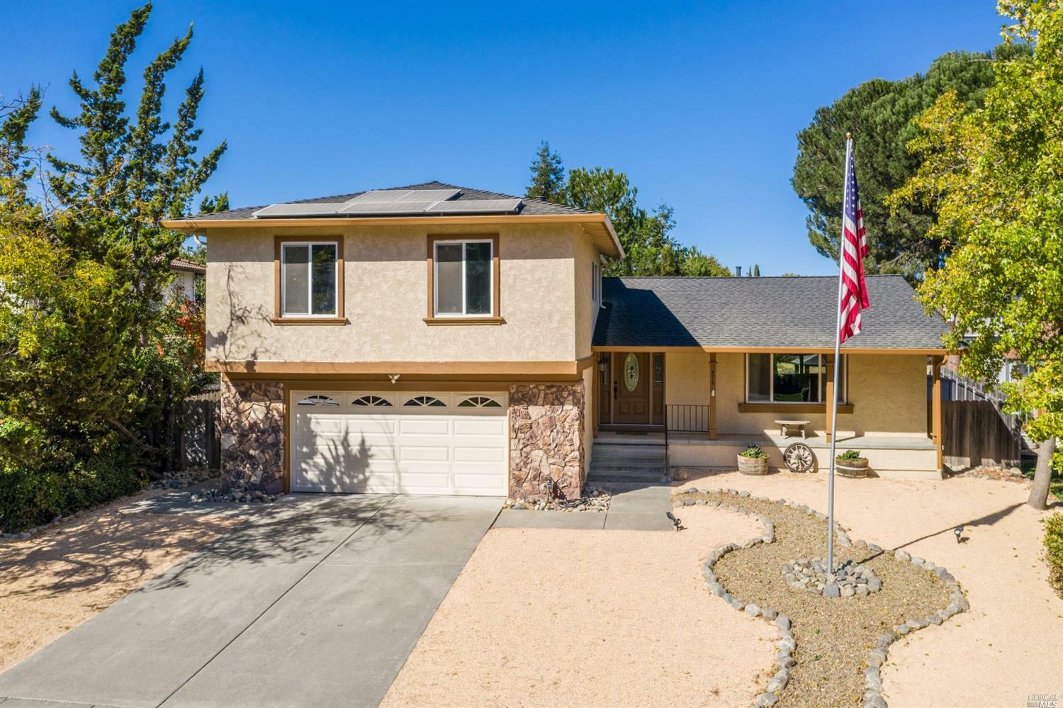Property Photo: 476 Americano Way CA 94533