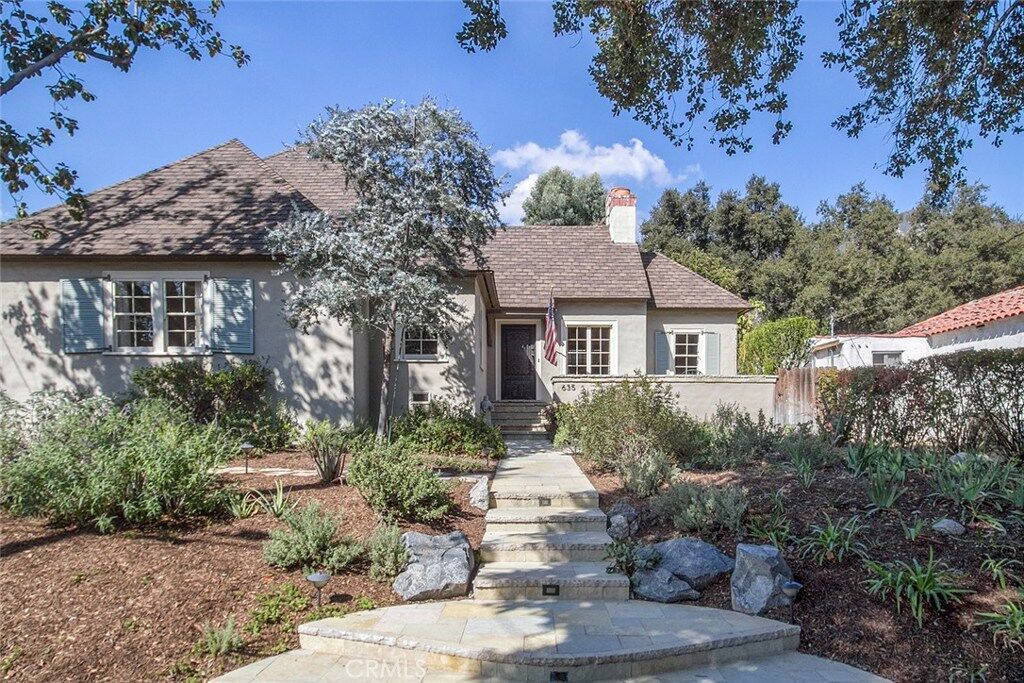 Property Photo:  635 W Grandview Avenue  CA 91024 