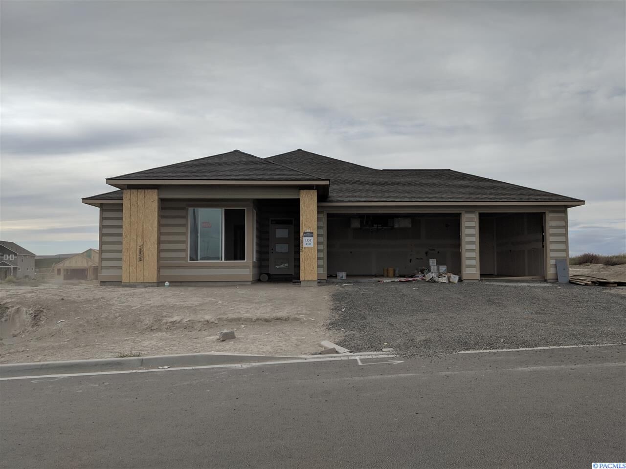 Property Photo: 4996 McEwan Drive WA 99352