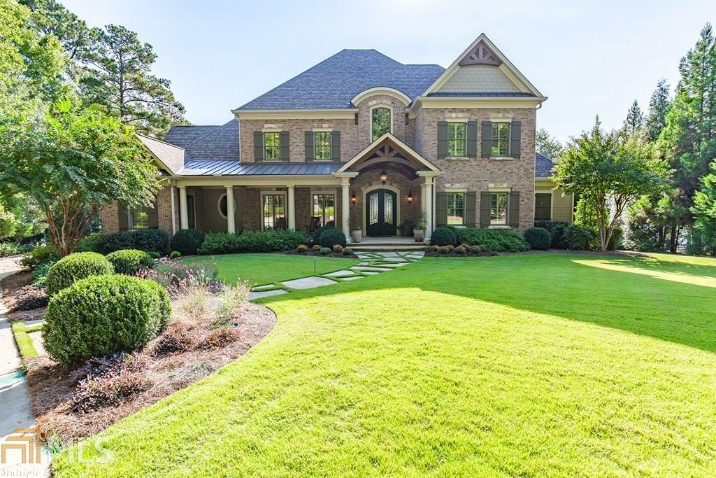 Property Photo: 1110 Hawthorne Heights GA 30642