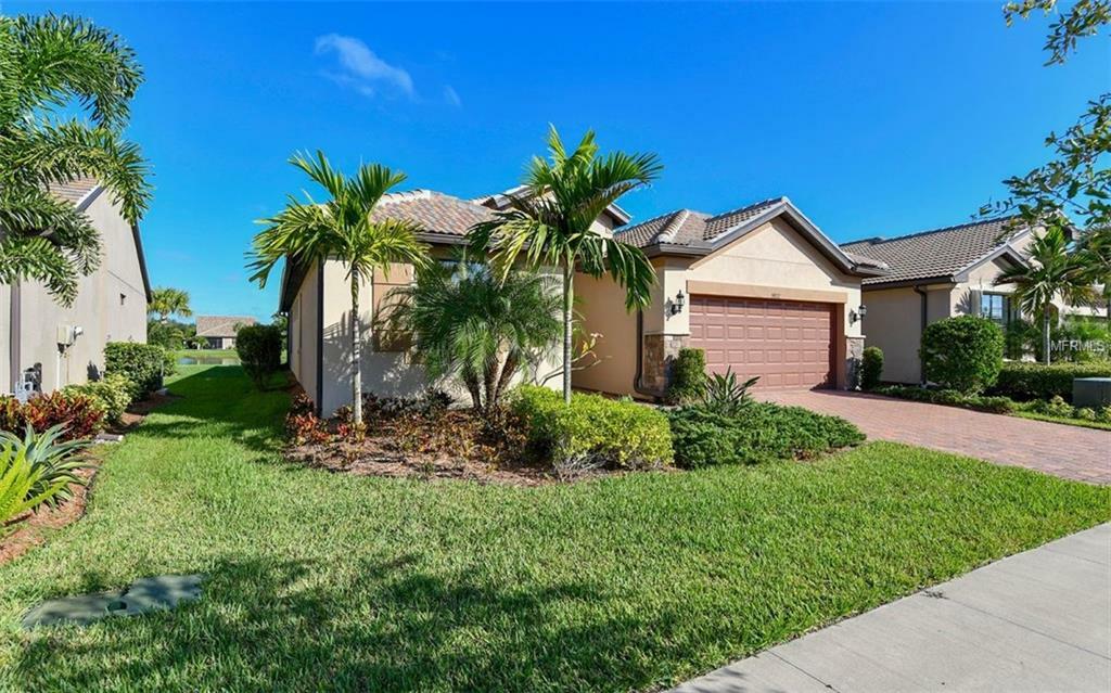 Property Photo:  5922 Caspian Tern Drive  FL 34238 