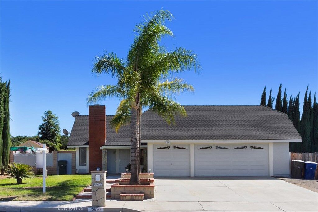 Property Photo:  10630 Gemini Drive  CA 92503 