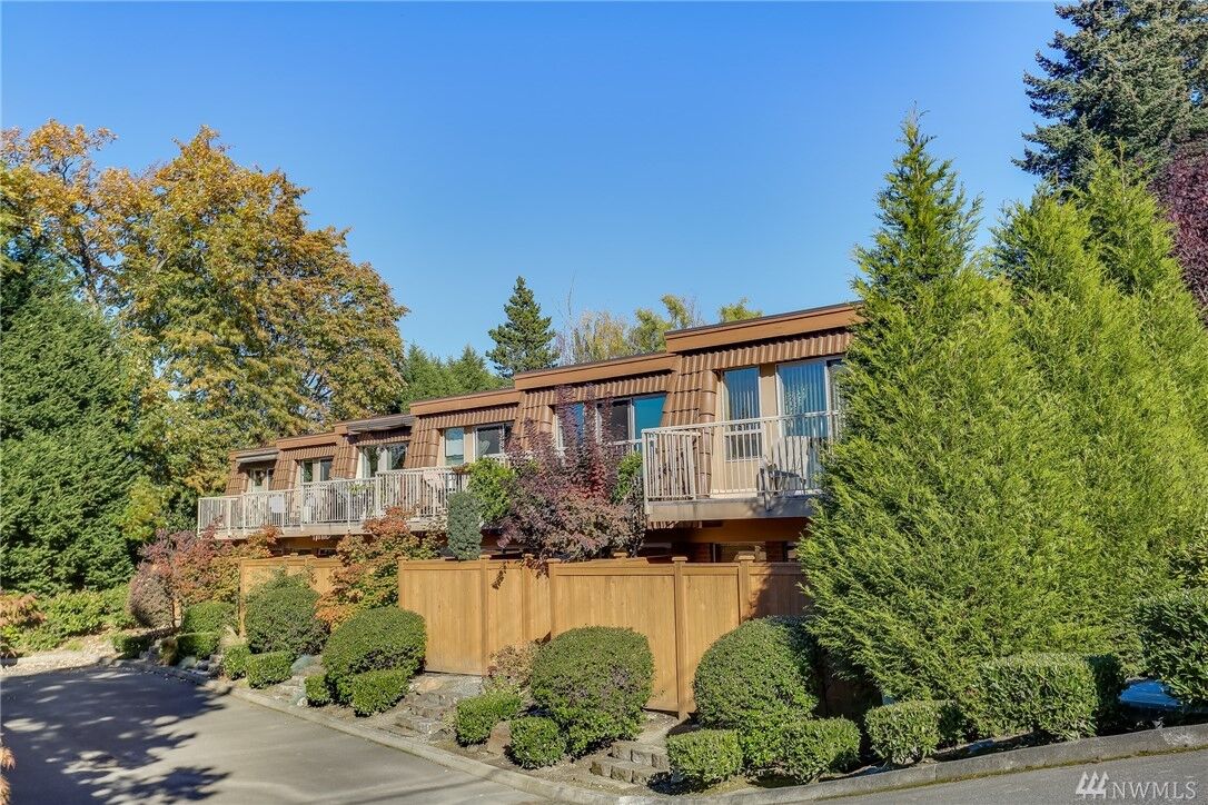 Property Photo: 500 Kirkland Ave A3 WA 98033