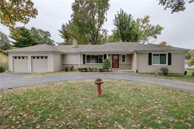 Property Photo: 1001 W 96th Street MO 64114