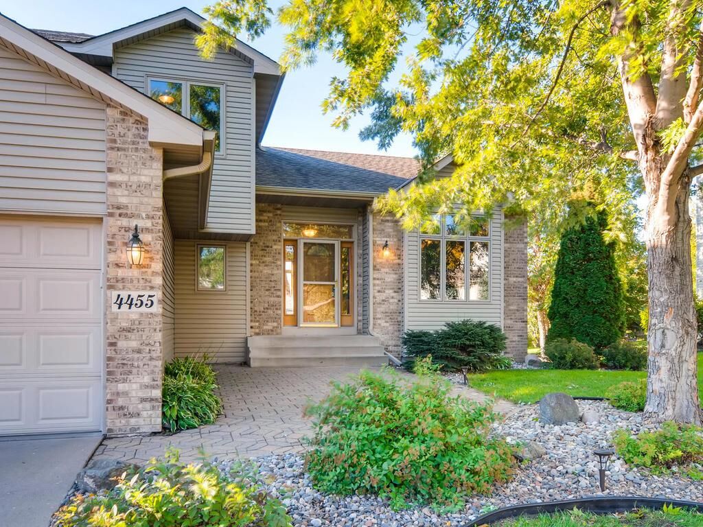 Property Photo:  4455 McAllister Avenue NE  MN 55376 