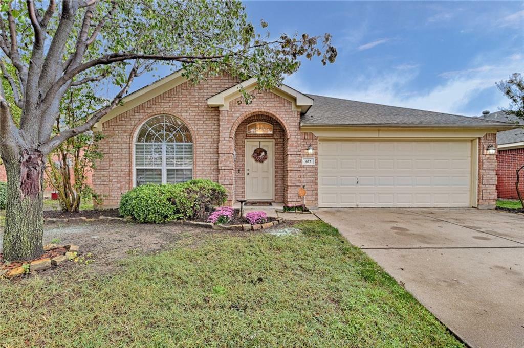 Property Photo:  417 Shadow Grass Avenue  TX 76120 