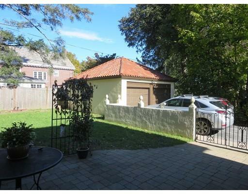Property Photo: 20 Rittenhouse Rd MA 01602