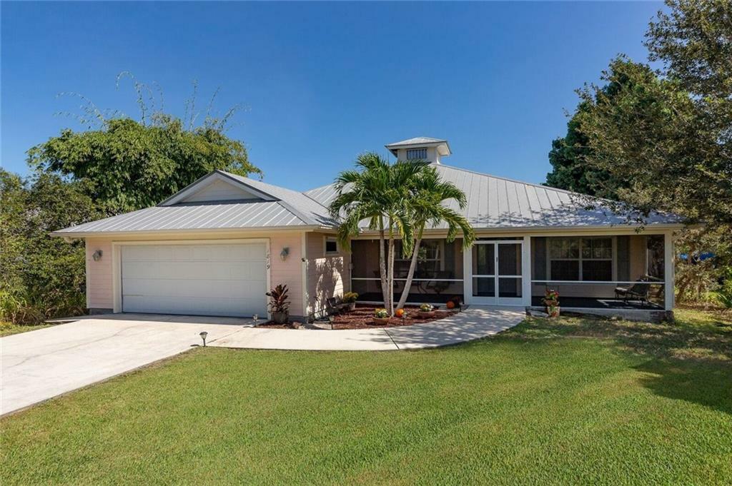 Property Photo:  1819 NE Victorian Lane  FL 34957 