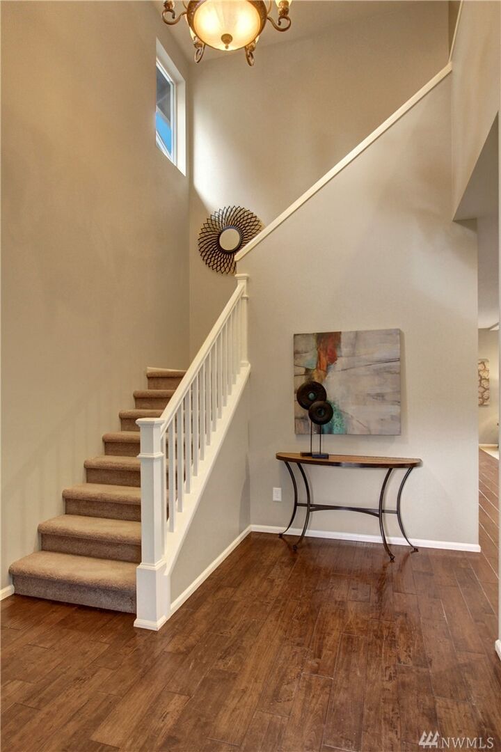 Property Photo:  607 194th Place SE  WA 98012 