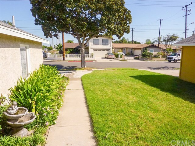 Property Photo:  22125 Bonita Street  CA 90745 