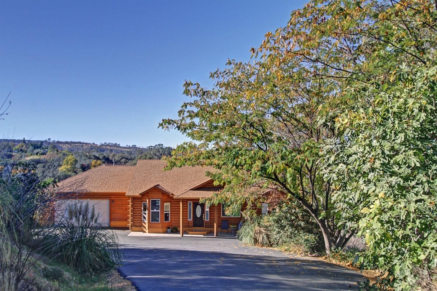 Property Photo:  7841 Fox Hill Lane  CA 95658 