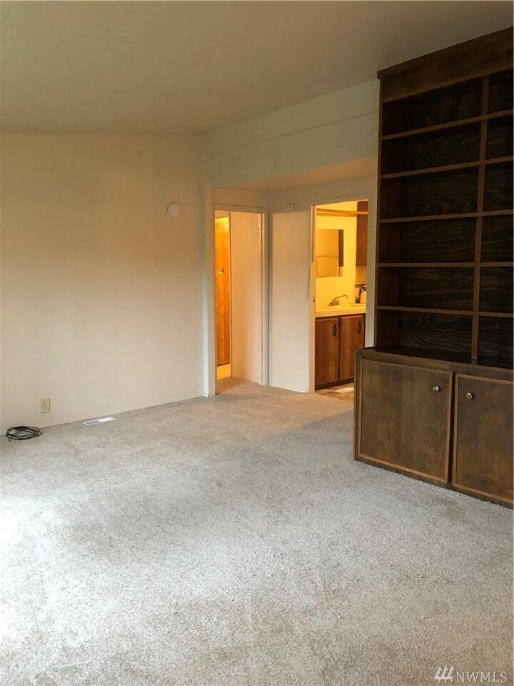 Property Photo: 23720 119th St Ct E WA 98321