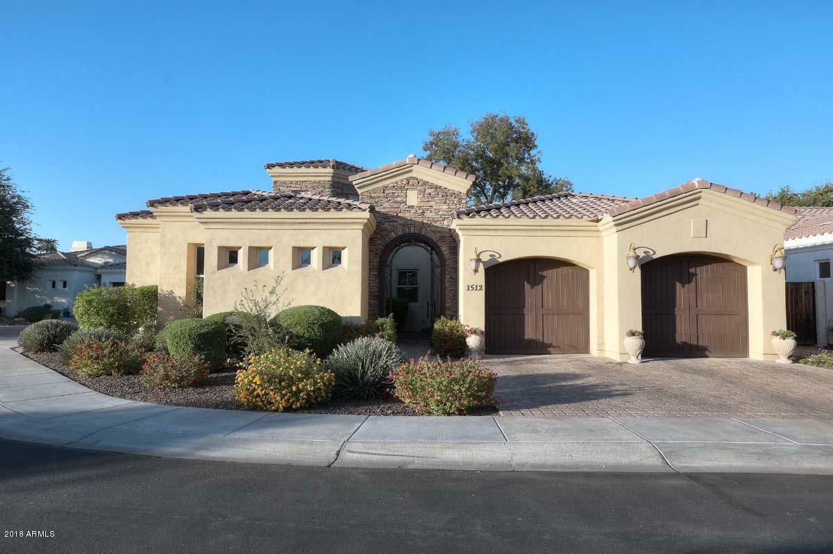 Property Photo: 1512 W Winter Drive AZ 85021