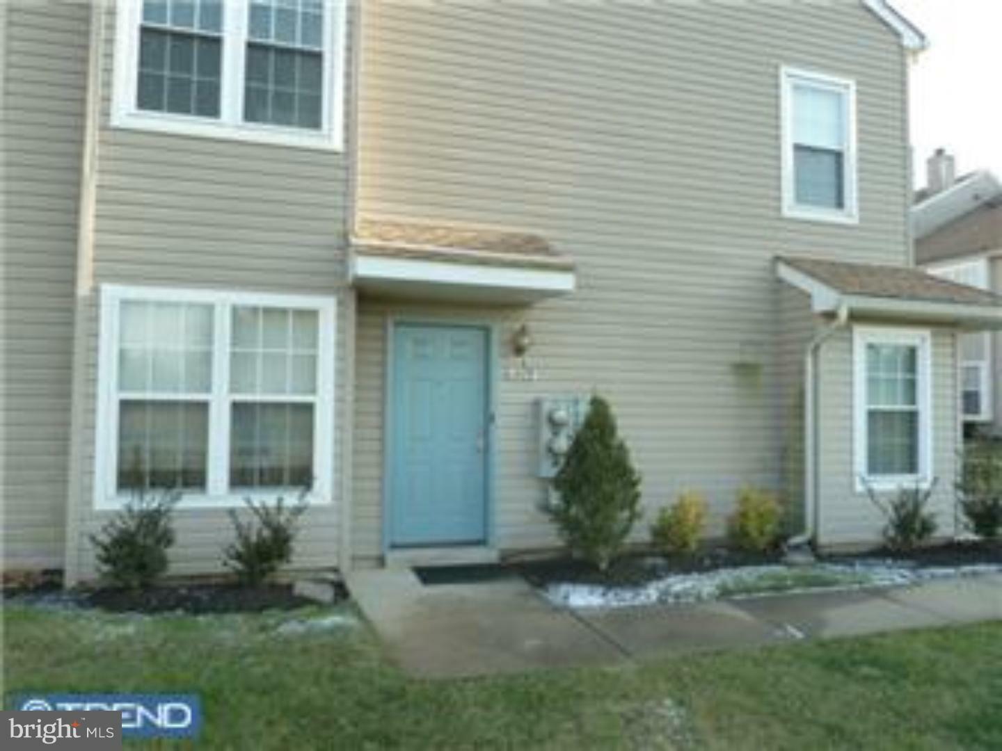 Property Photo:  1405 Hawthorne Court  NJ 08080 