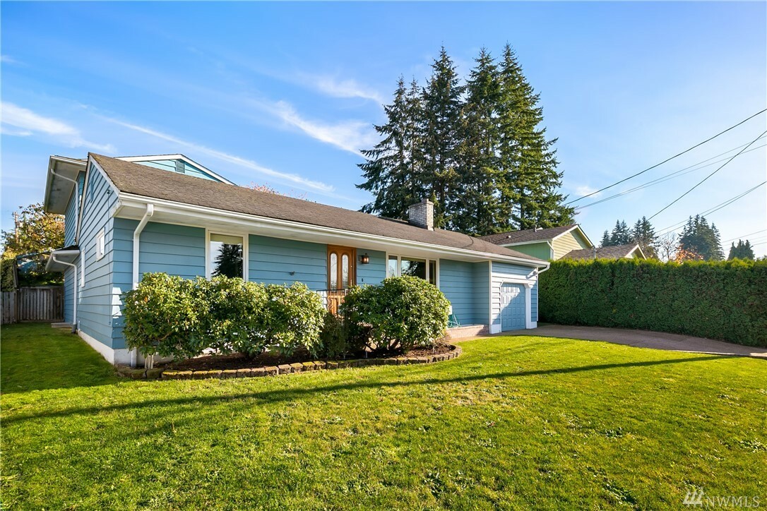 Property Photo: 4919 Dogwood Dr WA 98203