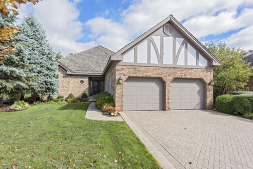 Property Photo: 65 Berkshire Court IL 60527