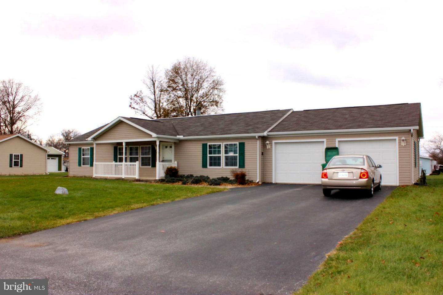 Property Photo:  159 Camelot Drive  PA 17202 