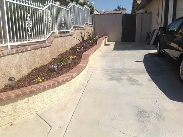 Property Photo:  12882 Winterberry Way  CA 92553 