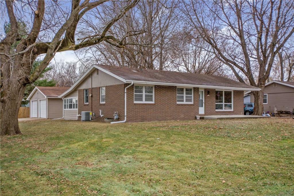 Property Photo:  712 1st Street E  IA 50009 