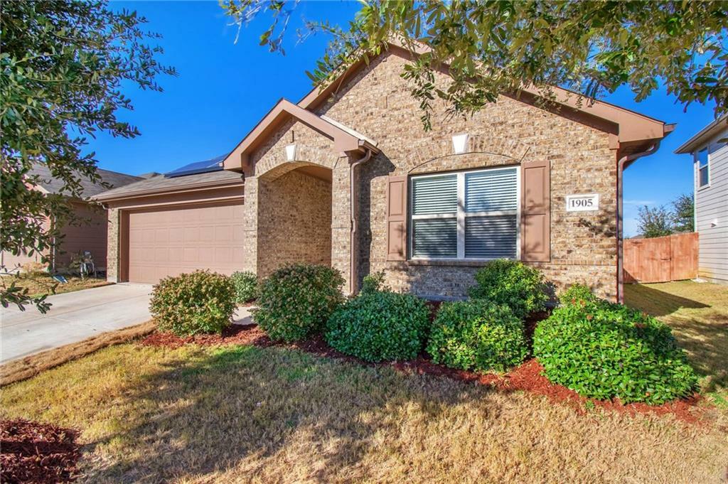 Property Photo:  1905 Castaway Drive  TX 75051 